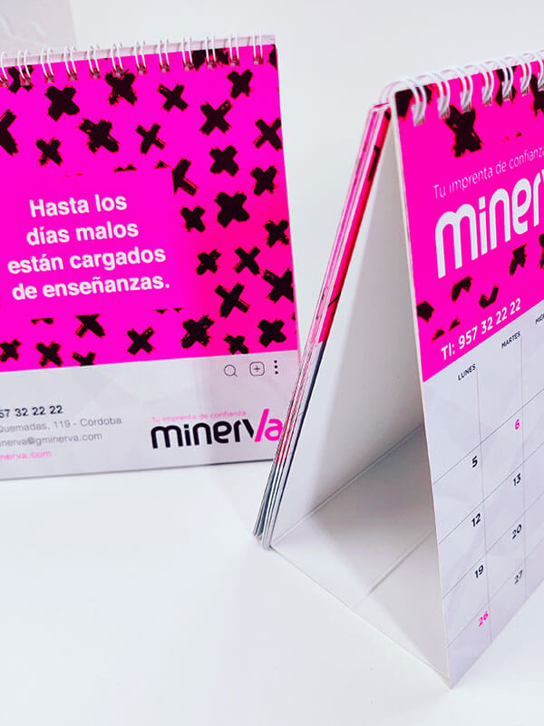 Calendarios de Sobremesa Cuadrados con Peana – Personalizados a Todo Color - Imagen 3